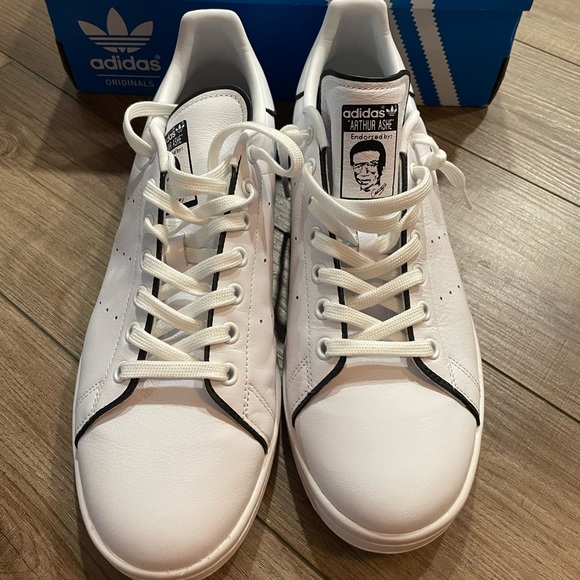 Adidas Stan Smith Shoe CQ1304 - Picture 1 of 6